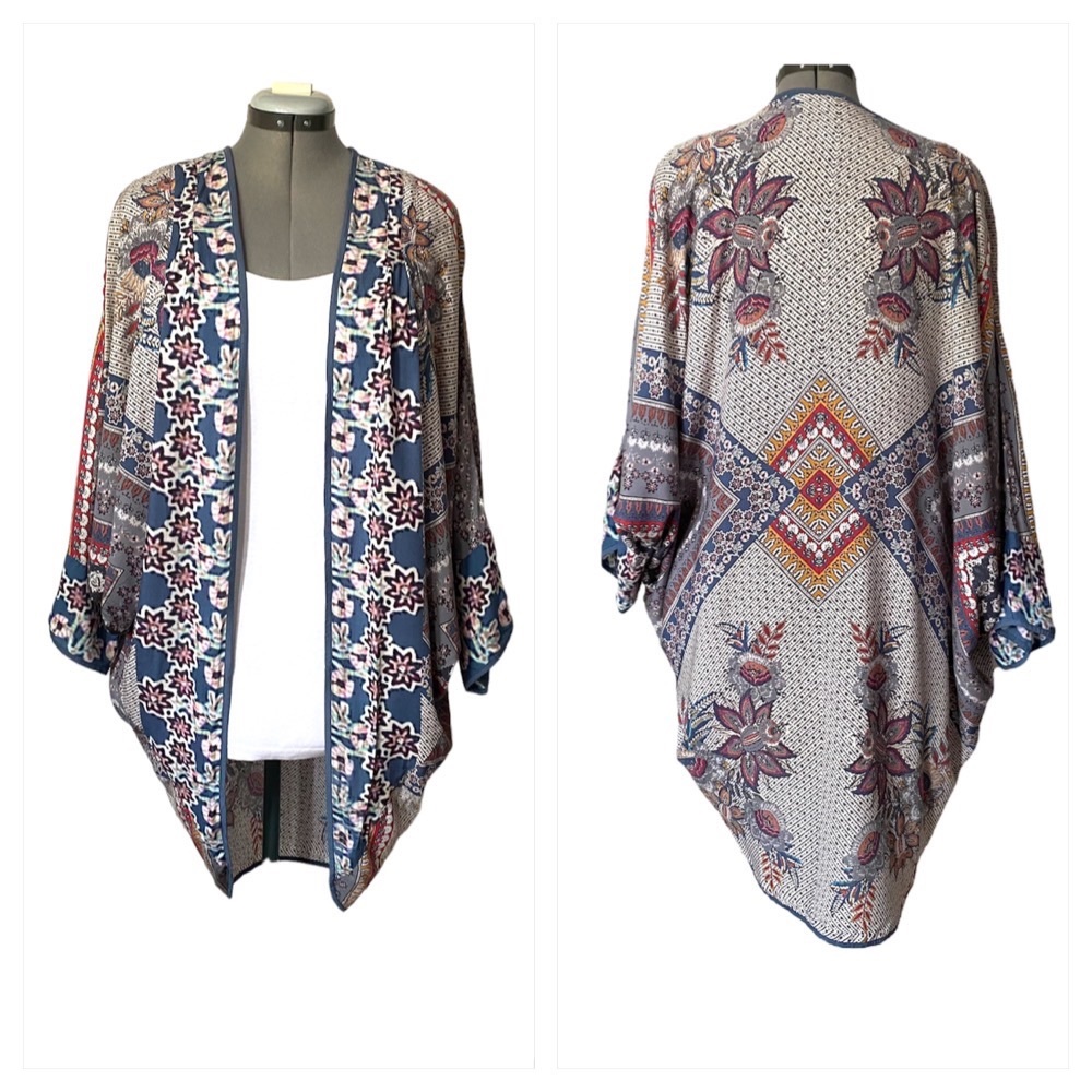 Mahila open-front kimono style top. 0/s